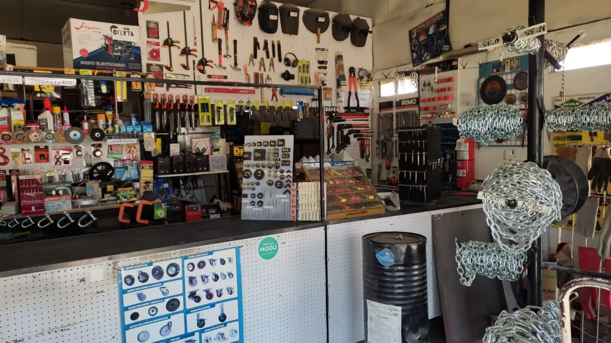 BIFI - Berisso Insumos Ferreteros Industriales - Ferretería y perfiles de hierros en Berisso